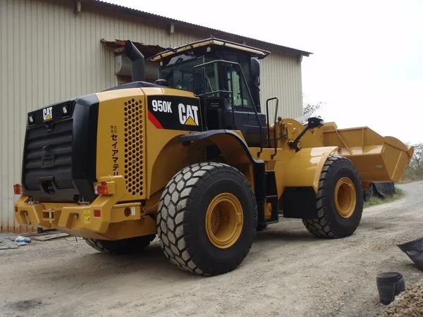 CAT 950K